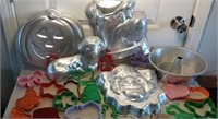 Wilton Cake Pans & Cookie Cutters