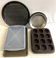 Muffin tins/cake pan/cookie sheet