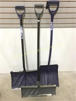 3 Snow shovels