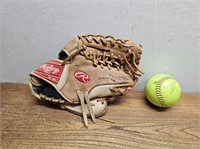 Rawlings Baseball Glove + Baseball (LEATHER)