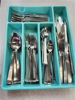 60 pc. Sola Stainless Silverware Holland