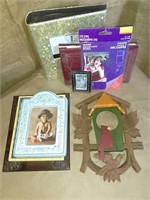 Picture frames/ photo albums