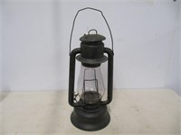 VINTAGE COLD SEAS OIL BARN LANTERN