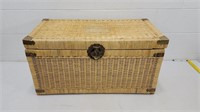 Wicker chest