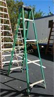 8ft Green Fiber Glass Step Ladder