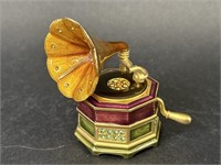 Estée Lauder Beautiful Gramophone Compact