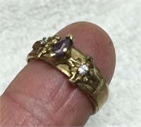 ANTIQUE 14K GOLD LADIES AMETHYST RING W/ DIAMONDS