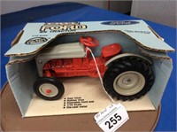 Ertl Ford 8N Tractor, 1/16 scale