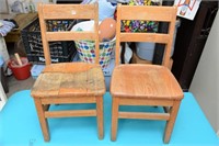 SMALL CHILDRENS CHAIRS