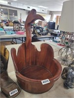 VINTAGE CHINESE WOODEN SWAN BUCKET