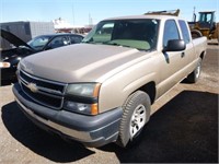 2007 Chevrolet Silverado 4x4 Extra Cab Pickup