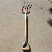 Red Pitch Fork