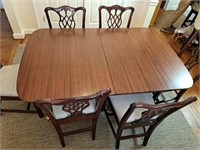 BEAUTIFUL DUNCAN PHYFE DINING ROOM TABLE & CHAIRS