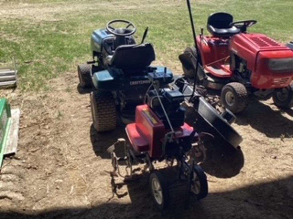 Craftsman Lawn Tractor with 14.5hp Briggs motor