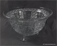 McKee Glass Snappy Three Toed Bowl