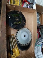 Set of hole reamers and saw blades