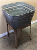 VINTAGE WASH TUB ON WHEELS