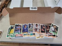 BOX OF VINTAGE BASEBALL CARDS