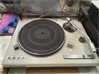 Kenwood Direct Drive Stereo Turntable KD-550