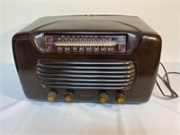 Vintage Philco Radio (For Parts)