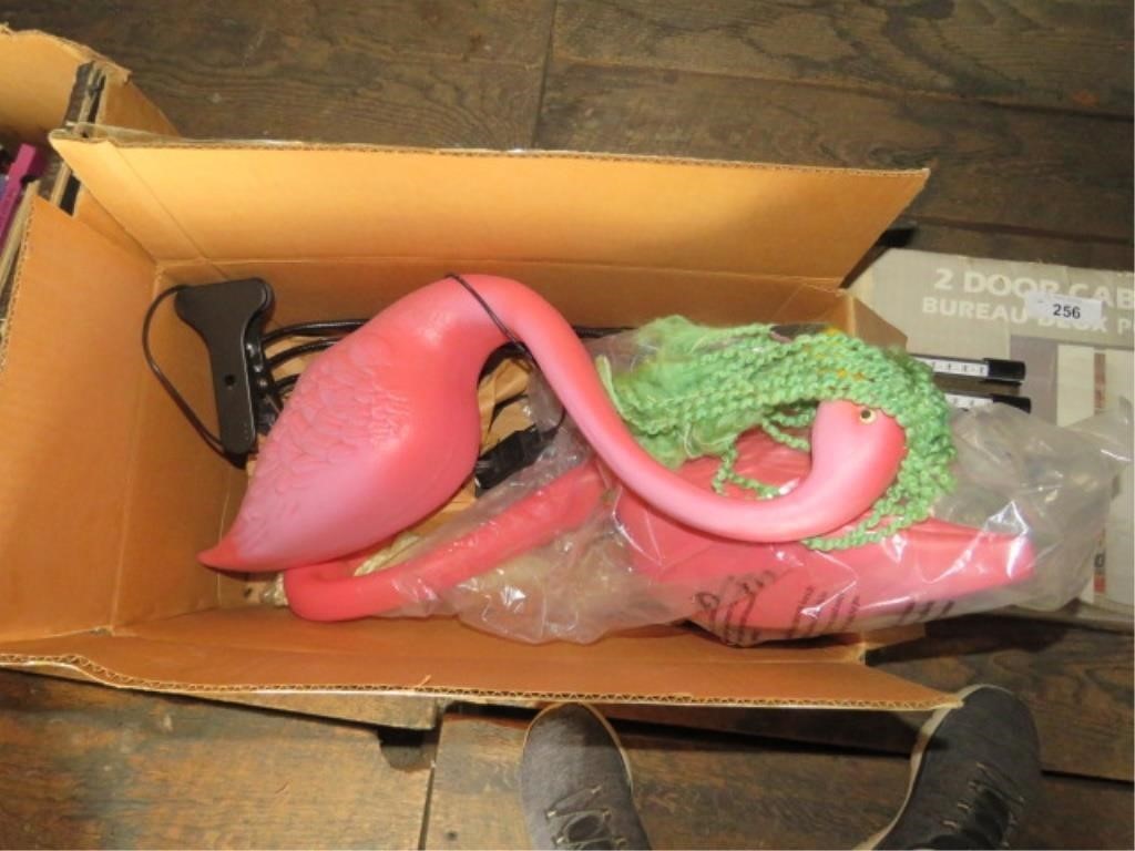 BOX OF FLAMINGO'S