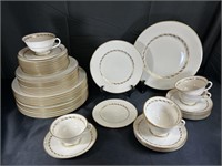 Franciscan "Del Monte" China Set