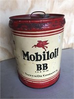Mobiloil BB 4 gallon oil drum