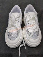 Women's Sneakers Size 6.5