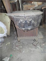 Large, Cast-Iron Lard-Rendering Kettle/Stove -