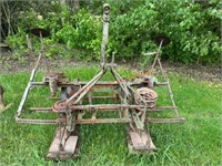 Antique 2 Row Planter