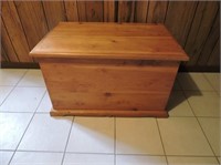 Antique Pine Blanket Box, newer removable insert