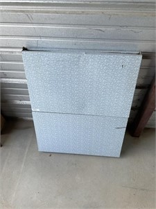 Aluminum folding table 5’x2”