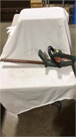 Black and decker 18” hedge trimmer