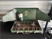 Coleman Camping Stove w/Bottle U233