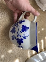LR - Portuguese Pottery