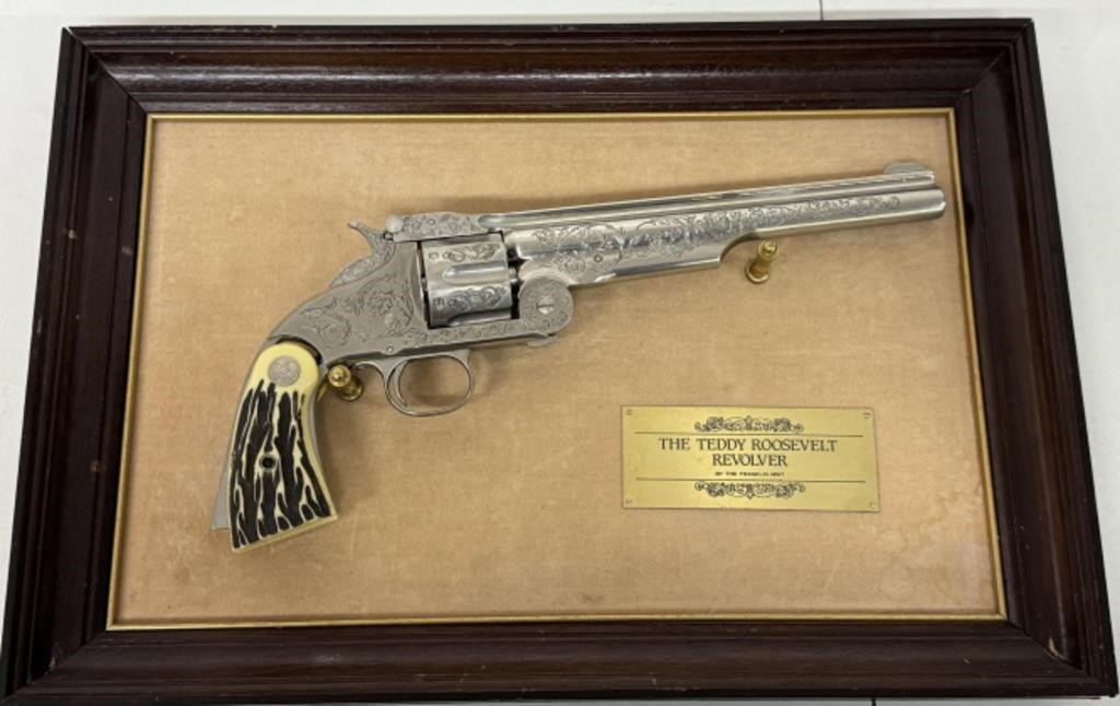 TEDDY ROOSEVELT REVOLVER GUN REPLICA