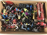 Marvel & DC Comic Book Action Figures & Vehicle