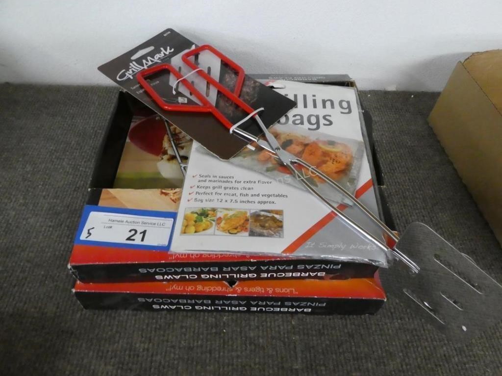 Grilling Claws Tongs Tank Gauge, Bags