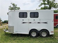 2010 TITAN BUMPER HITCH 2 HORSE TRAILER