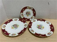3 Shelley Plates - 2 Lunch And 1 Saucer