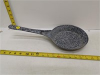 graniteware pan
