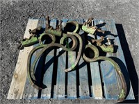 4 John Deere Coil Shanks