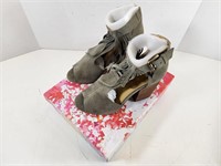 NEW Chinese Laundry: Boho Grey Shoes (Size: 9.5)