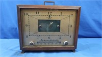 Vintage Bendix Wooden Alarm/Radio S#11205, M#753M