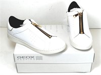 NEW Geox - Jaysen White Shoes (Size: 8)