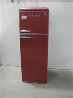 23.75"x 27"x 66.5" Vtg Galanz Refrigerator Works