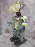 "Meccano" Robot Toy