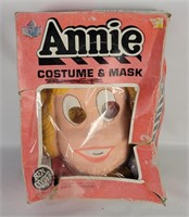 Vtg Ben Cooper Annie Costume