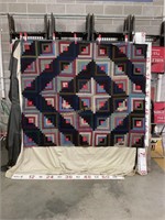 Heavy box square quilt (71X84 inches)