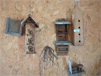 2 Decorative Bird Houses, Squirrel & Bird Feeders
